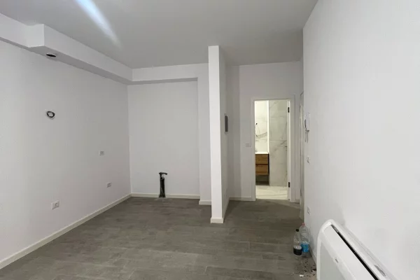 🏡 Jepet me Qira ambient zyre 2+1+2 – Rr. Dritan Hoxha (Aura)