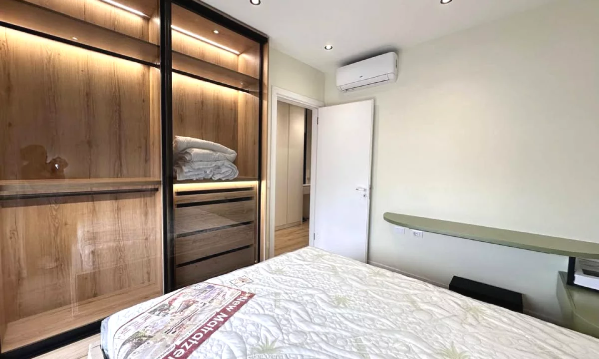 Shtepi me qera Apartament ne Tirane, 1+1, Mobilimi E mobiluar, Pagesa 650  Euro.