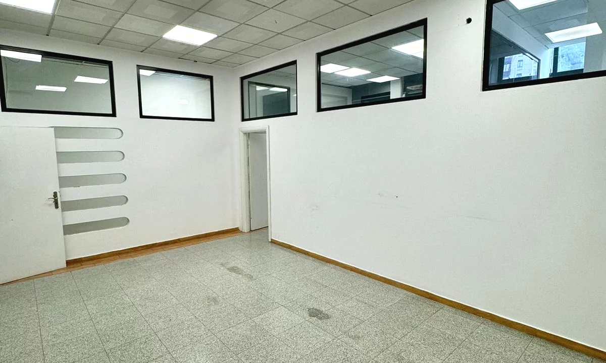 Ambient biznesi me qera 1+1 ne Tirane - 5,800 Euro
