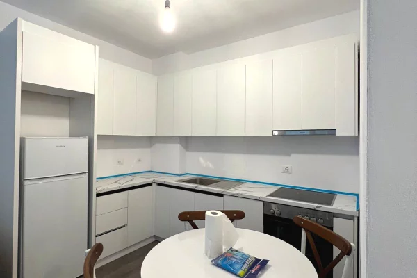 Shtepi me qera 2+1 ne Tirane - 600 Euro