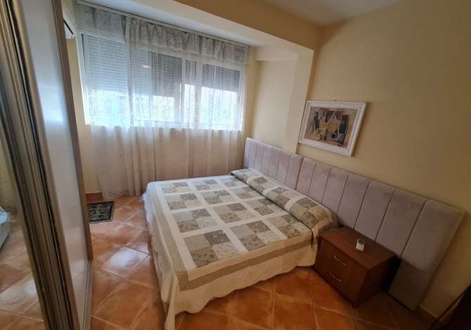 Shtepi me qera 1+1 ne Tirane - 54,000 Leke