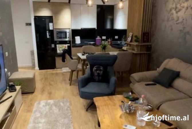 Shtepi me qera 2+1 ne Tirane - 600 Euro