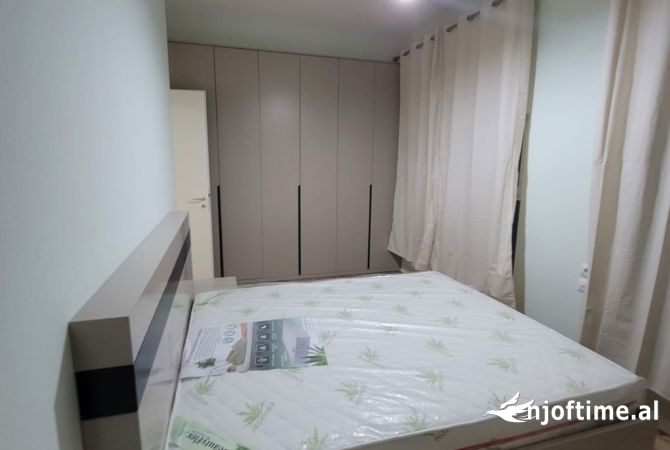 Shtepi me qera 2+1 ne Tirane - 500 Euro