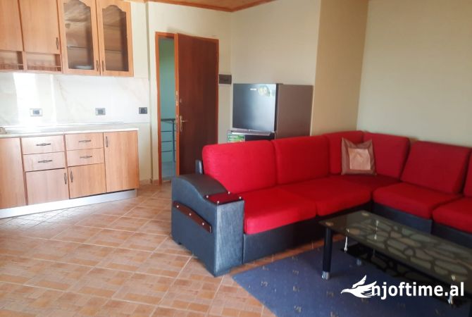 Shtepi me qera 1+1 ne Tirane - 33,000 Leke