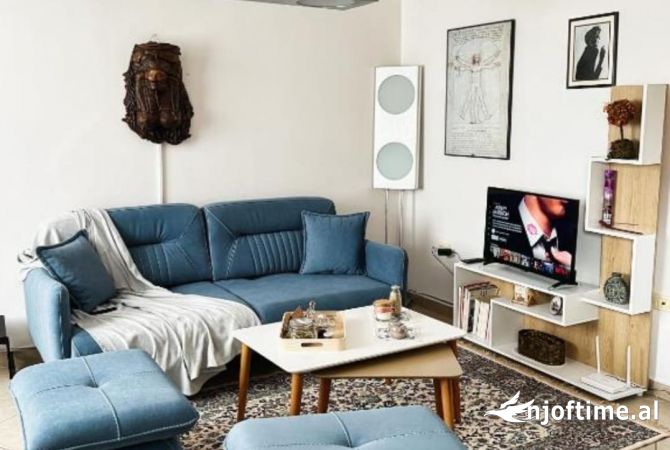 Shtepi me qera 1+1 ne Tirane - 60,000 Leke