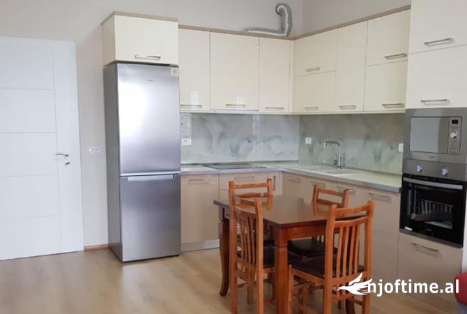 Shtepi me qera 1+1 ne Tirane - 650 Euro