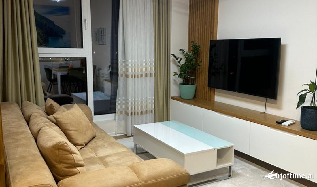 Shtepi me qera Apartament ne Tirane, 1+1, Mobilimi E mobiluar, Pagesa 60,000  Leke.