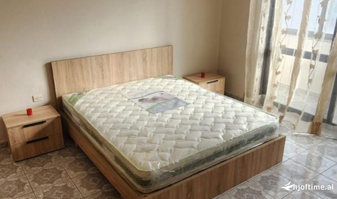 Shtepi me qera Apartament ne Tirane, 1+1, Mobilimi E mobiluar, Pagesa 45,000  Leke.