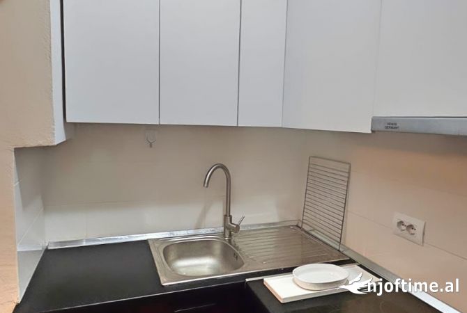 Shtepi me qera 1+1 ne Tirane - 45,000 Leke