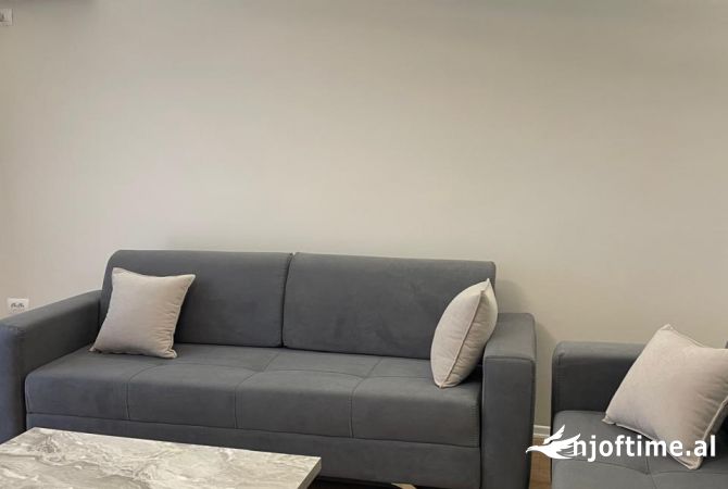 Jepet me qira super apartament pranë Qendrës!
