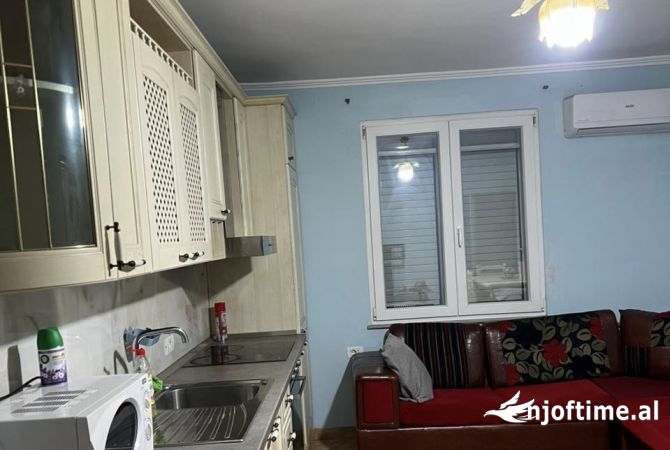 Shtepi me qera 2+1 ne Tirane - 50,000 Leke