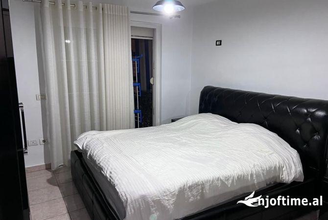 Shtepi me qera 1+1 ne Tirane - 45,000 Leke