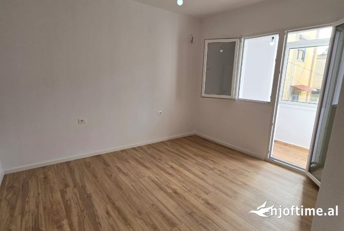 Shtepi ne shitje 2+1 ne Tirane - 129,000 Euro