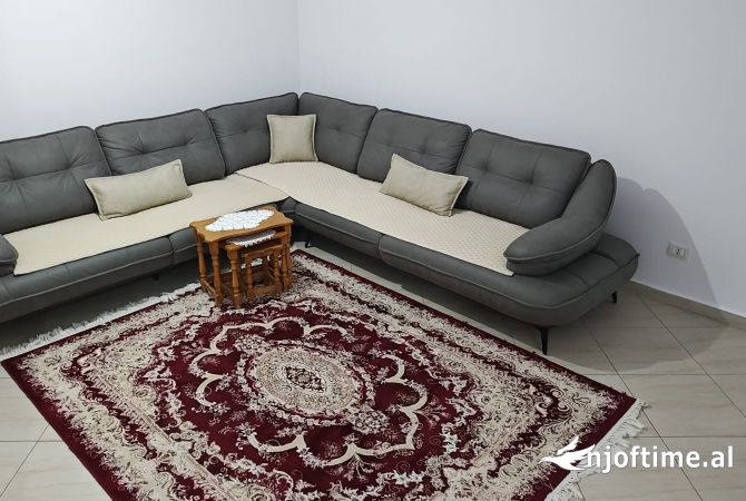 Shtepi me qera 1+1 ne Tirane - 400 Euro