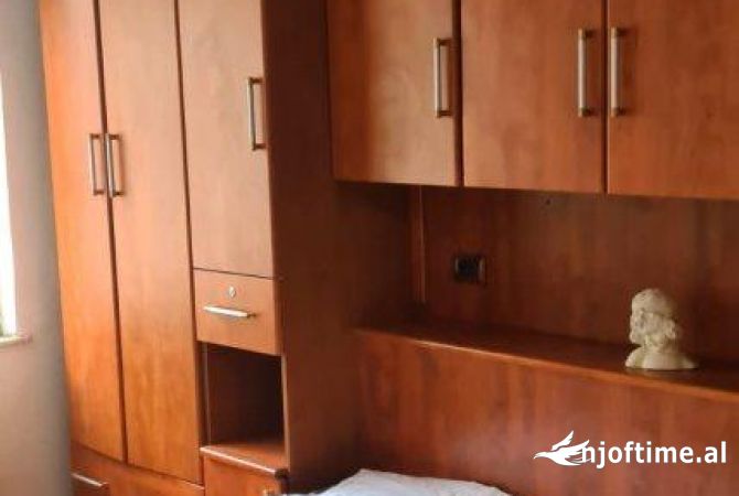 Shtepi me qera 2+1 ne Tirane - 500 Euro