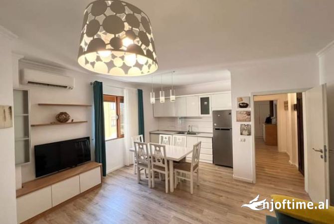 Shtepi me qera 1+1 ne Tirane - 450 Euro