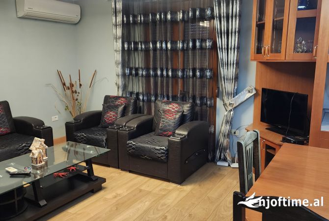 Shtepi me qera 3+1 ne Tirane - 55,000 Leke