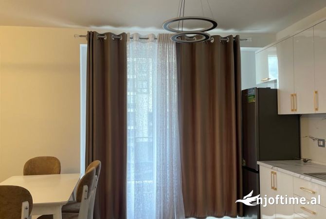 Shtepi me qera 2+1 ne Tirane - 700 Euro