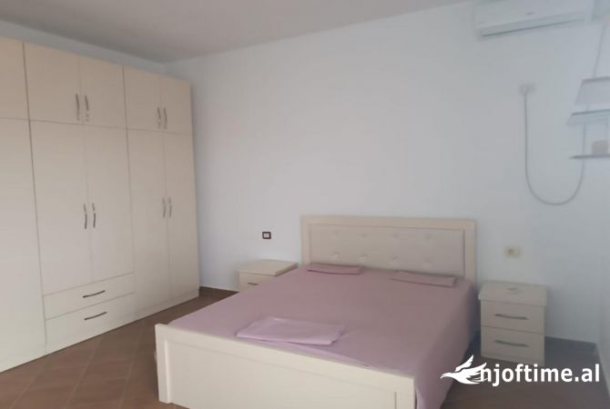 Shtepi me qera 3+1 ne Tirane - 400 Euro