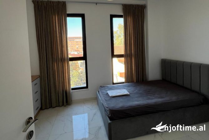 Shtepi me qera 2+1 ne Tirane - 500 Euro
