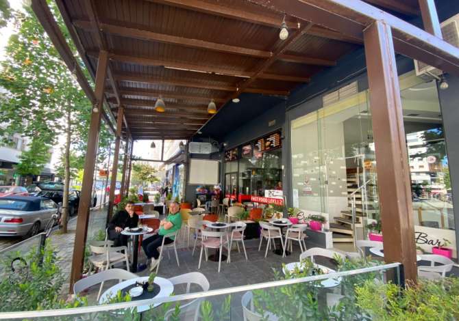 Ambient biznesi ne shitje 2+1 ne Tirane - 15,000 Euro