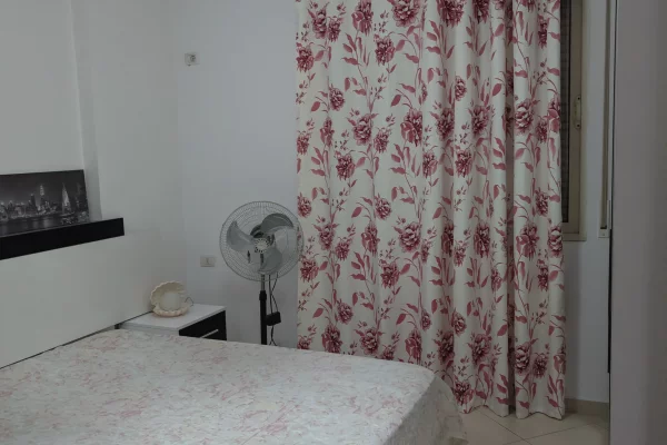 Shtepi me qera 1+1 ne Tirane - 45,000 Leke