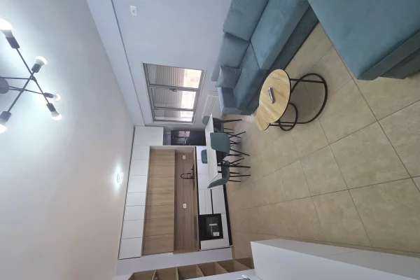 Shtepi me qera Apartament ne Tirane, 1+1, Mobilimi E mobiluar, Pagesa 50,000  Leke.