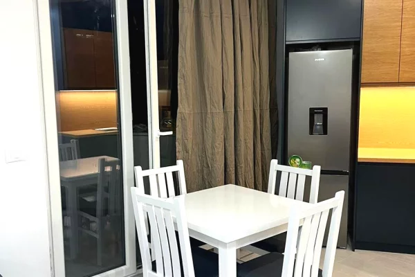 Shtepi me qera Apartament ne Tirane, 1+1, Mobilimi E mobiluar, Pagesa 60,000  Leke.