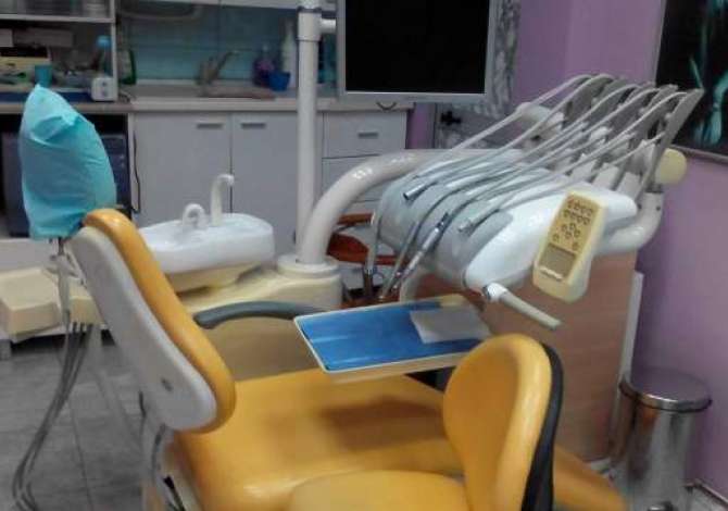 Pajisje biznesi ne shitje  ne Tirane - 80,000 Leke