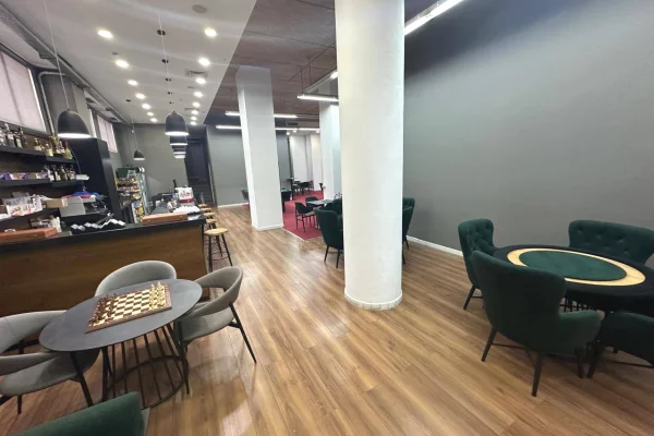 Ambient biznesi ne shitje 1+1 ne Kavaje - 350,000 Euro