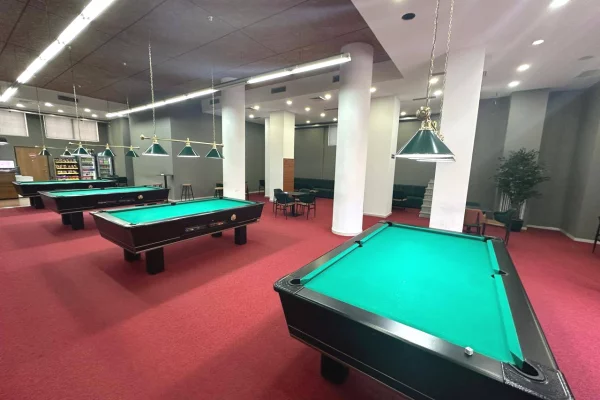 ✔️kati 0 me Siperfaqe 606 m2,lartesi 4.5 m  I cili ka nje me investim  te ri rreth  nje vjecar 🔸️Li