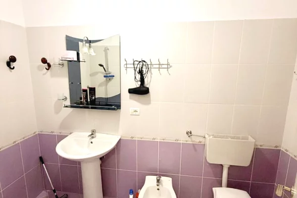 Apartment for sale in Kavaja 1+1, In Part