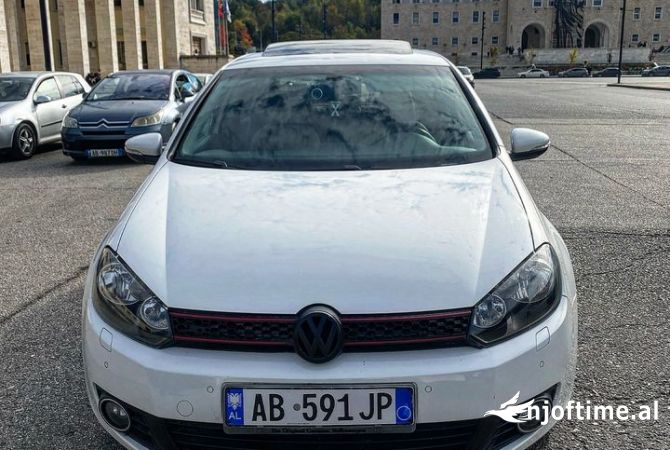Makina ne shitje ne Tirane - 7,499 Euro