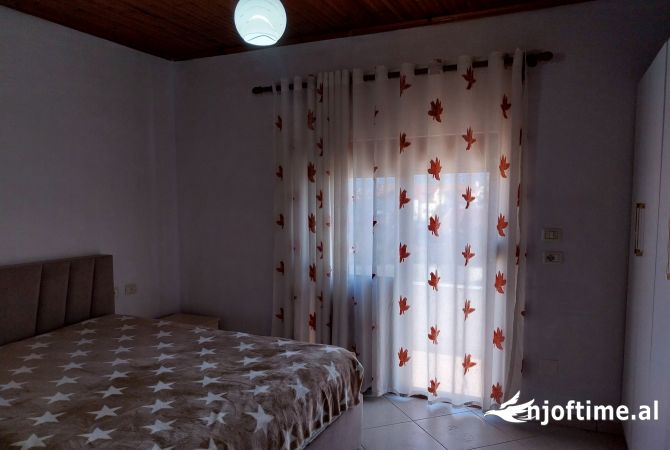 Shtepi me qera 2+1 ne Tirane - 38,000 Leke