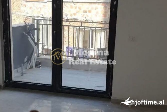 Shtepi me qera 2+1 ne Tirane - 700 Euro