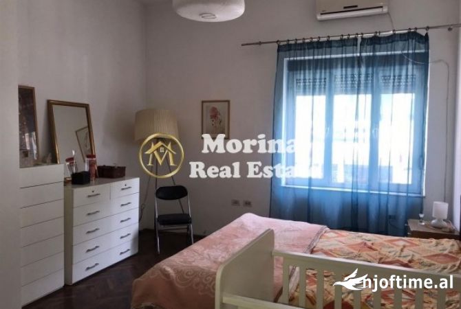 Shtepi me qera 3+1 ne Tirane - 800 Euro