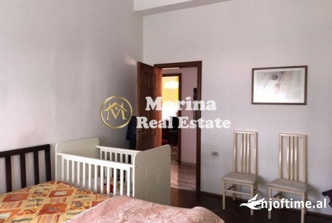 Shtepi me qera 3+1 ne Tirane - 800 Euro
