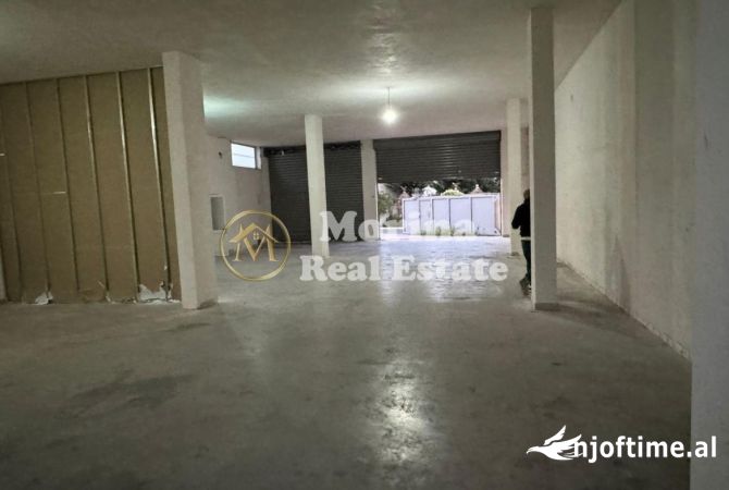 Ambient biznesi me qera 4+1 ne Tirane - 1,500 Euro