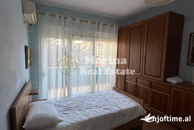Shtepi me qera 2+1 ne Tirane - 900 Euro