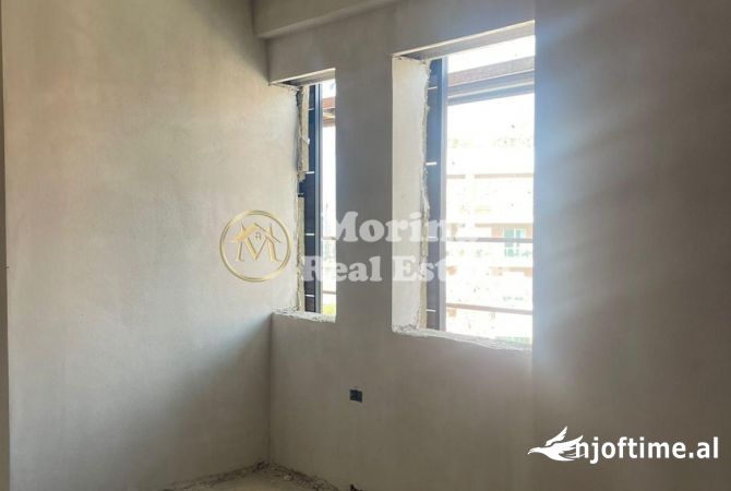 Shtepi me qera 2+1 ne Tirane - 920 Euro