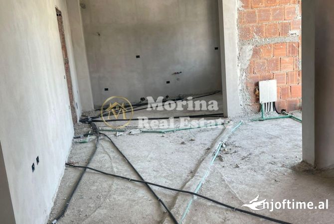 Shtepi me qera 2+1 ne Tirane - 920 Euro