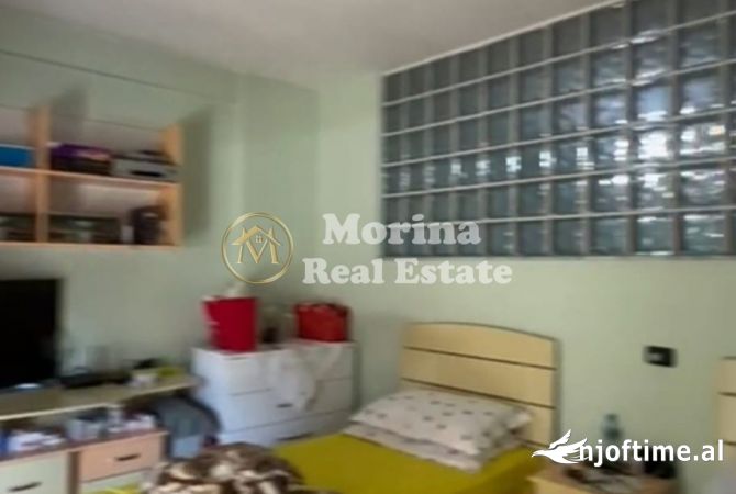 Shtepi ne shitje Apartament ne Tirane, 2+1, Mobilimi Pjeserisht e mobiluar, Pagesa 230,000  Euro.