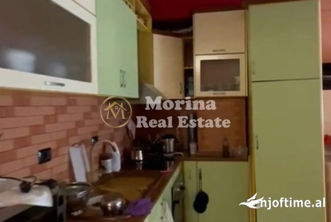 Shtepi ne shitje Apartament ne Tirane, 2+1, Mobilimi Pjeserisht e mobiluar, Pagesa 230,000  Euro.