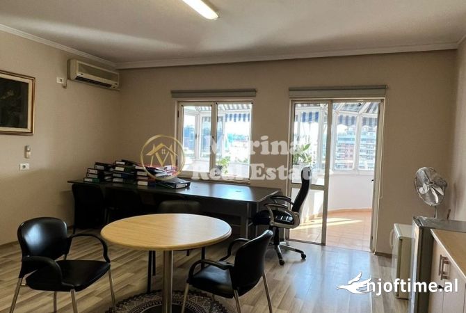 Shtepi me qera 2+1 ne Tirane - 1,500 Euro