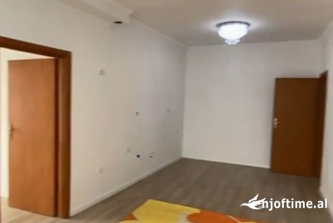 Shtepi ne shitje 2+1 ne Tirane - 93,000 Euro