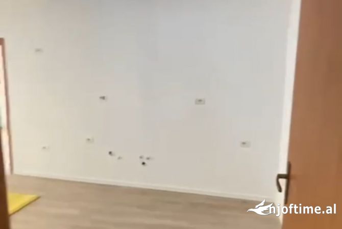 Shtepi ne shitje 2+1 ne Tirane - 93,000 Euro