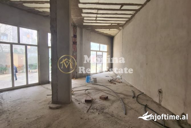 Shitet Ambient Biznesi, te Liqeni i Thate, 198 000 Euro