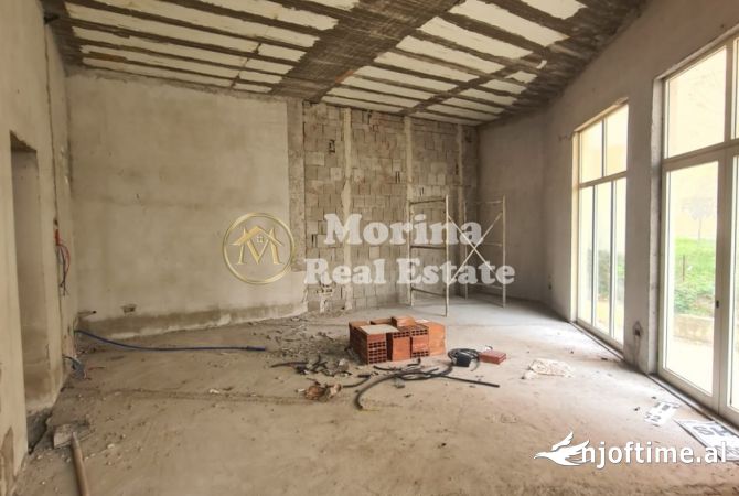 Shitet Ambient Biznesi, te Liqeni i Thate, 198 000 Euro