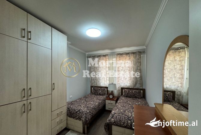Shtepi ne shitje Apartament ne Tirane, 2+1, Mobilimi E mobiluar, Pagesa 295,000  Euro.
