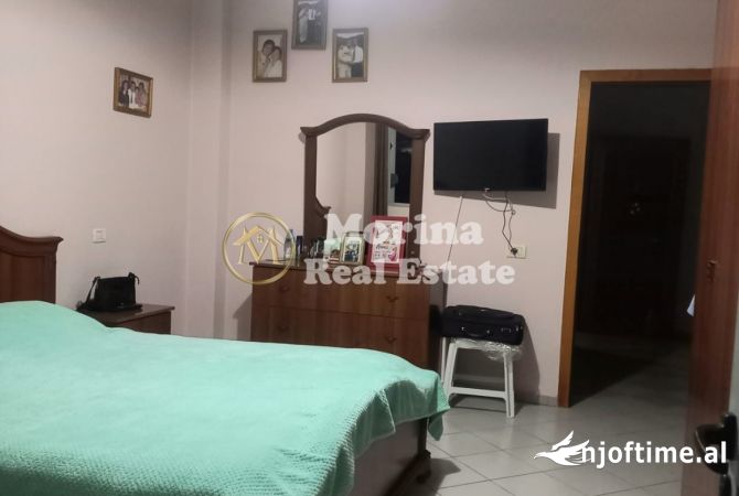 Shtepi ne shitje Vila Luksoze ne Tirane, 7+1, Mobilimi E mobiluar, Pagesa 310,000  Euro.